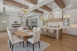 810 Elm Ct, Marco Island, FL 34145 - Photo 9