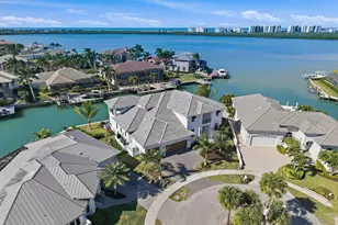 810 Elm Ct, Marco Island, FL 34145 - Photo 43