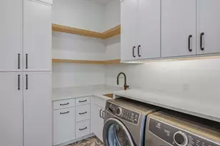 810 Elm Ct, Marco Island, FL 34145 - Photo 25