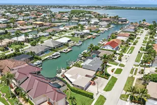 851 Perrine Ct, Marco Island, FL 34145 - Photo 19