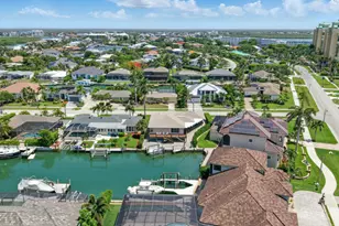 851 Perrine Ct, Marco Island, FL 34145 - Photo 9