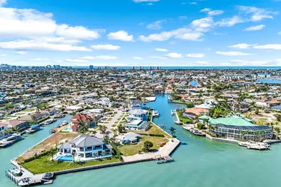 980 Iris Court, Marco Island, FL 34145 - Photo 5