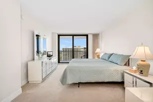 320 Seaview Ct, Marco Island, FL 34145 - Photo 15