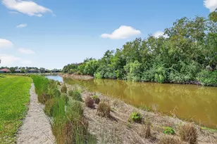 1409 Redona Wy, Naples, FL 34113 - Photo 31