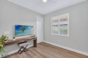 3058 Aviamar Cir, Naples, FL 34114 - Photo 19