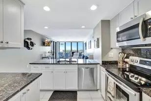 180 Seaview Ct, Marco Island, FL 34145 - Photo 3