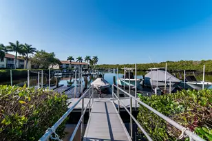 194 Newport Dr, Naples, FL 34114 - Photo 21