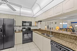 5776 Deauville Cir, Naples, FL 34112 - Photo 15