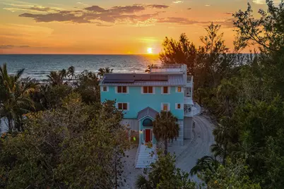 10455 Keewaydin, Naples, FL 34113 - Photo 1