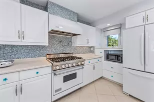 10455 Keewaydin, Naples, FL 34113 - Photo 13