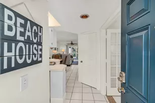 661 W Elkcam Cir, Marco Island, FL 34145 - Photo 3