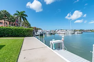 661 W Elkcam Cir, Marco Island, FL 34145 - Photo 37