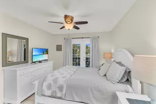 661 W Elkcam Cir, Marco Island, FL 34145 - Photo 13