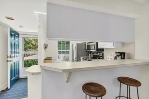 661 W Elkcam Cir, Marco Island, FL 34145 - Photo 21