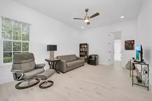 3225 Cotuit Ct, Naples, FL 34114 - Photo 15