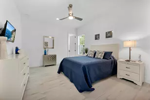 3225 Cotuit Ct, Naples, FL 34114 - Photo 13