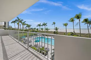 140 Seaview Ct, Marco Island, FL 34145 - Photo 7