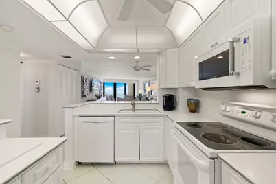 320 Seaview Court #1204, Marco Island, FL 34145 - Photo 23