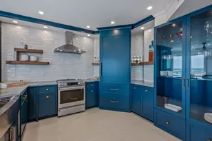 1060 Borghese Ln, Naples, FL 34114 - Photo 7