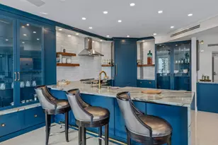 1060 Borghese Ln, Naples, FL 34114 - Photo 9