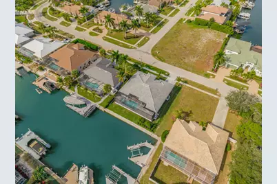 1213 Whiteheart Avenue, Marco Island, FL 34145 - Photo 35