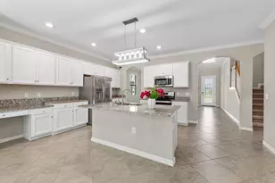 9403 Foxglove Ln, Naples, FL 34120 - Photo 9