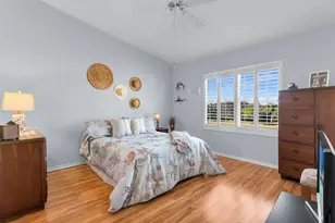 338 Newport Dr, Naples, FL 34114 - Photo 13