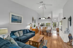 338 Newport Dr, Naples, FL 34114 - Photo 9