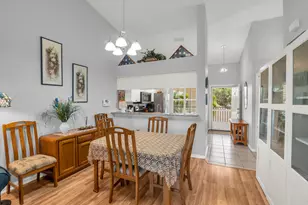 338 Newport Dr, Naples, FL 34114 - Photo 7