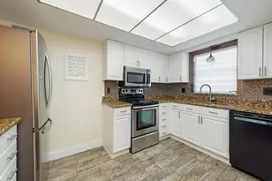 39 Watercolor Way, Naples, FL 34113 - Photo 5