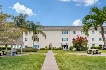 1010 Manatee #B 304, Naples, FL 34114 - Photo 3