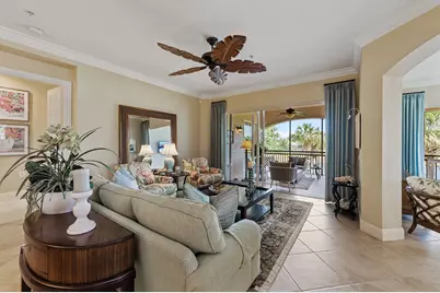 3160 Serena Lane #202, Naples, FL 34114 - Photo 5