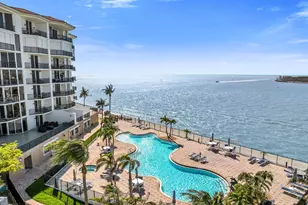 700 La Peninsula Blvd, Naples, FL 34113 - Photo 1