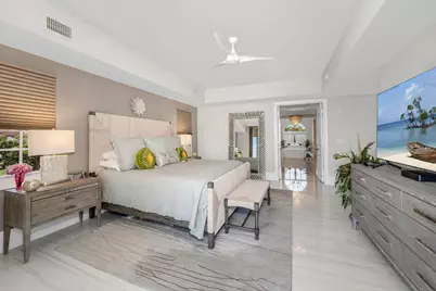 700 La Peninsula Boulevard #306, Naples, FL 34113 - Photo 17