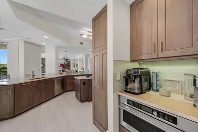 700 La Peninsula Boulevard #306, Naples, FL 34113 - Photo 13