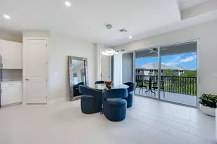 273 Indies Dr E, Naples, FL 34114 - Photo 5