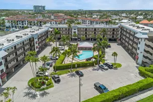 805 River Point Dr, Naples, FL 34102 - Photo 13