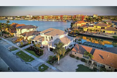 641 Dorando Court, Marco Island, FL 34145 - Photo 9