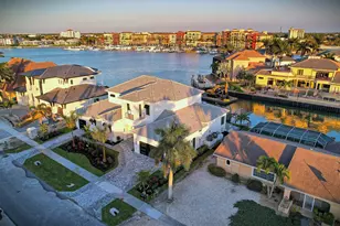 641 Dorando Ct, Marco Island, FL 34145 - Photo 9