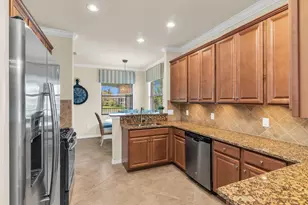 3175 Serena Ln, Naples, FL 34114 - Photo 5