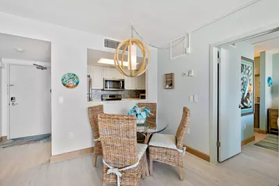 180 Seaview Court #911, Marco Island, FL 34145 - Photo 9