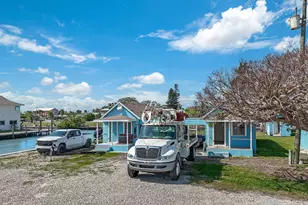 110 E Ct, Goodland, FL 34140 - Photo 15