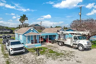 110 E Ct, Goodland, FL 34140 - Photo 5