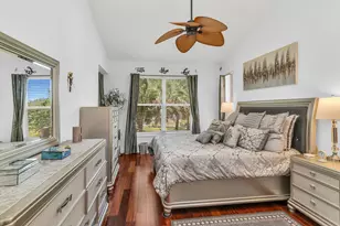 275 Cays Dr, Naples, FL 34114 - Photo 19