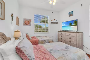 275 Cays Dr, Naples, FL 34114 - Photo 15