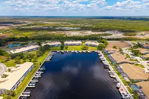 275 Cays Dr, Naples, FL 34114 - Photo 33