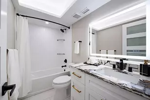 380 Seaview Ct, Marco Island, FL 34145 - Photo 7