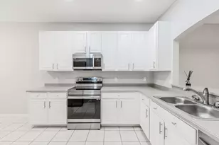 14183 Fall Creek Ct, Naples, FL 34114 - Photo 5