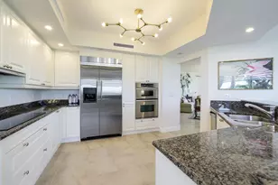 1050 Borghese Ln, Naples, FL 34114 - Photo 15