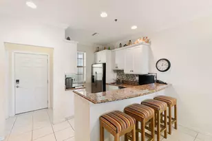 140 Palm St, Marco Island, FL 34145 - Photo 9